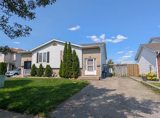 22 Woodland Dr, Welland, ON L3C 7C9