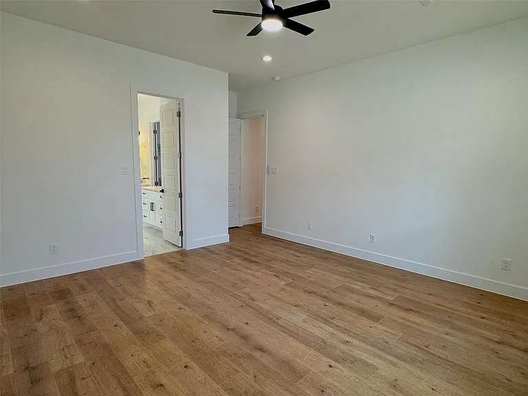 5206 Country Club Dr — Photo 12