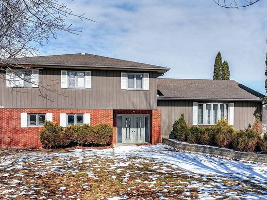 518 E Chippewa St, Cadott, WI 54727