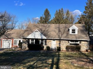 3827 Providence Rd, Newtown Square, PA 19073