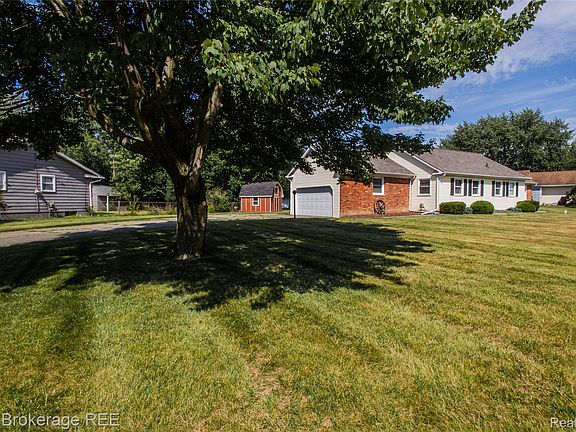2nd image of 1382 Peachwood Dr