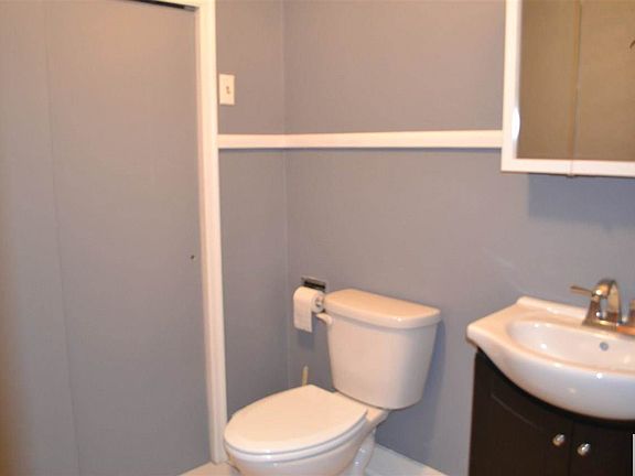 5th image of 2135 Grandview Blvd