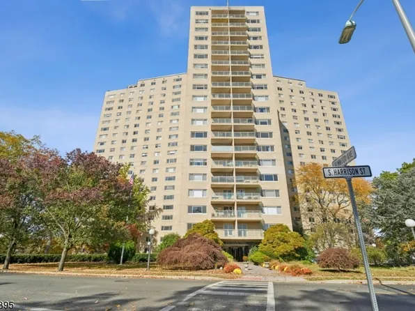 377 S Harrison St #14K, East Orange City, NJ 07018