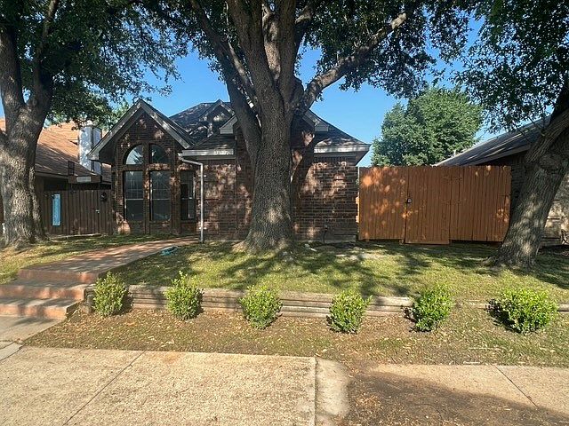 1st image of 225 Conger Dr