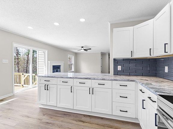 5th image of 133 Starling Ln