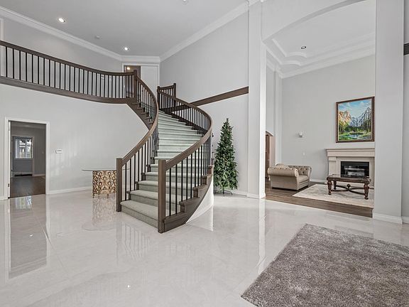 3rd image of 6611 Mang Rd