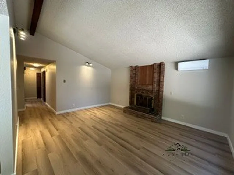 2653 Erin Way — Photo 6