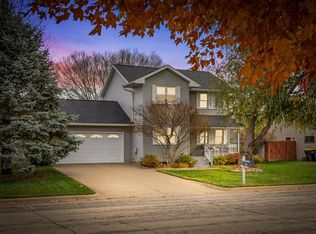 3103 S Meadow Lark Ln, Holmen, WI 54636