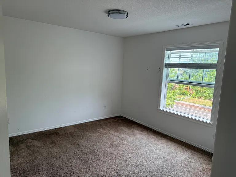 3228 N Main St — Photo 24