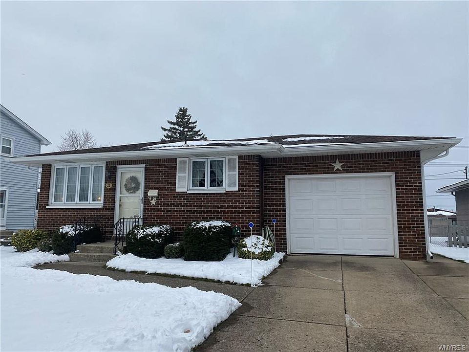 1st image of 22 Hillwood Dr