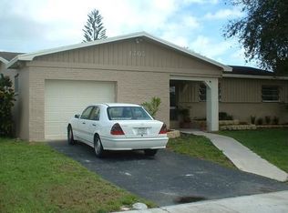 1705 N 42nd Ave, Hollywood, FL 33021