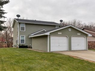 5114 Bel Aire Rd, Des Moines, IA 50310