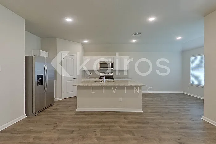 118 Santiago Ct — Photo 8