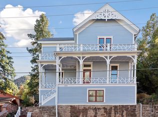 151 Ruxton Ave #B, Manitou Springs, CO 80829
