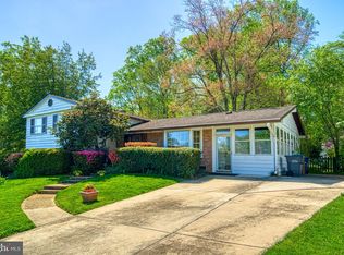 8607 Canterbury Dr, Annandale, VA 22003