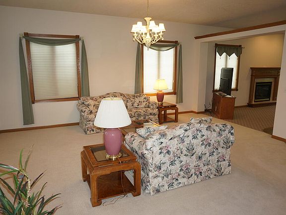 2nd image of 2620 29th Ave N