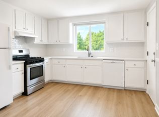 55 South St APT 3, Quincy, MA 02169