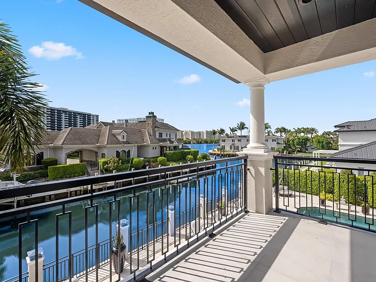 7474 NE Bay Cove Ct — Photo 89