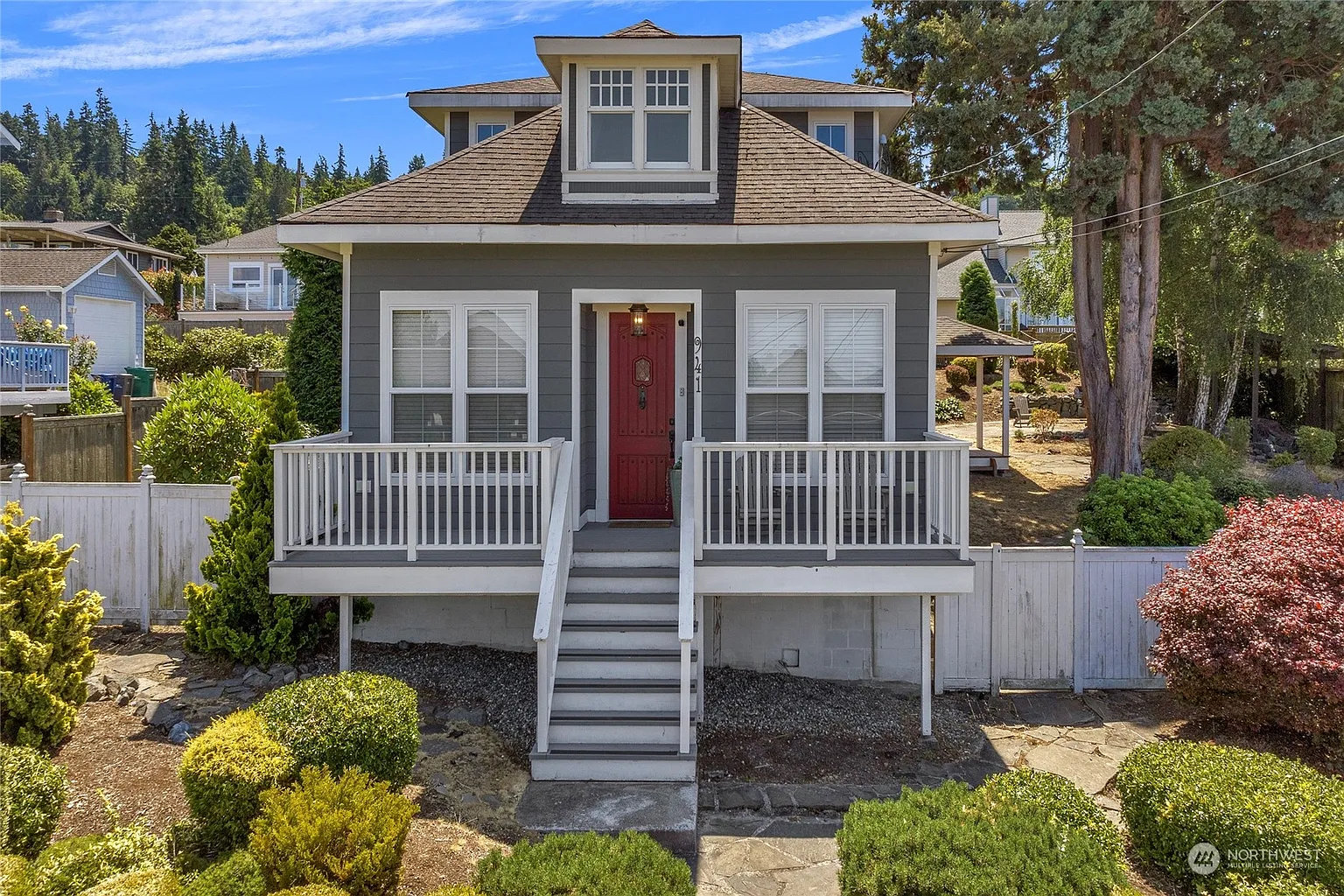 941 2nd Street photo 1