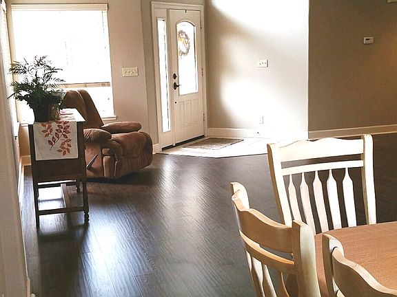 5th image of 5912 McArthur Ct
