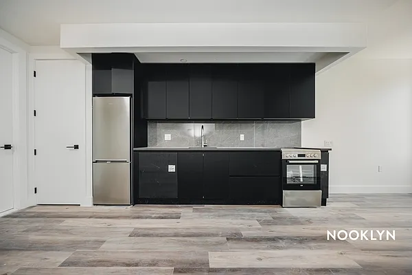 Rented by Nooklyn NYC LLC | media 103