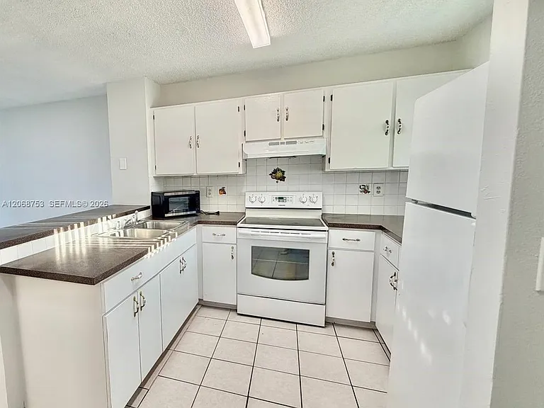 8750 N Sherman Cir #505 — Photo 8