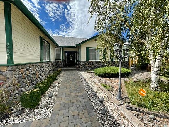 4th image of 2020 Shadow Brook Ct