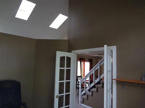 3rd image of 6435 Bay Vista Ct