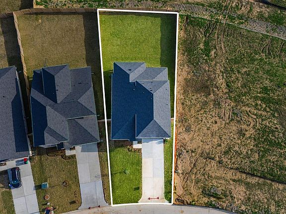 2nd image of 19657 Montgomery Ridge Way