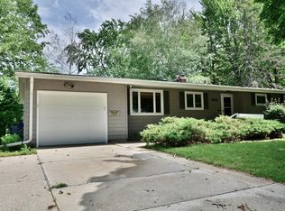 3902 Devonshire St, Midland, MI 48642