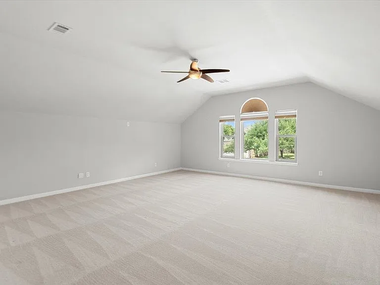 5301 Deerwood Ln — Photo 21