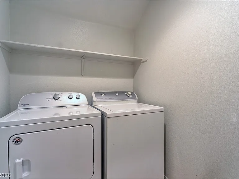 3871 Irvin Ave — Photo 16