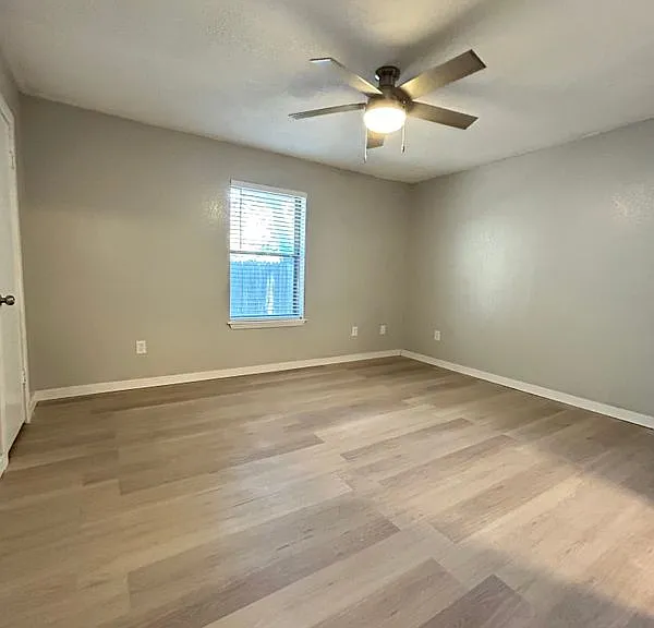 7503 April Ln #7503 — Photo 7