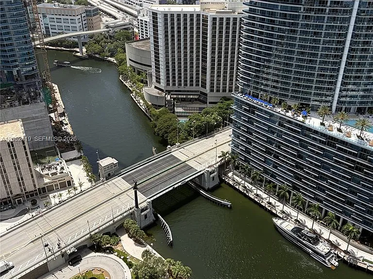 475 Brickell Ave #4008 — Photo 15