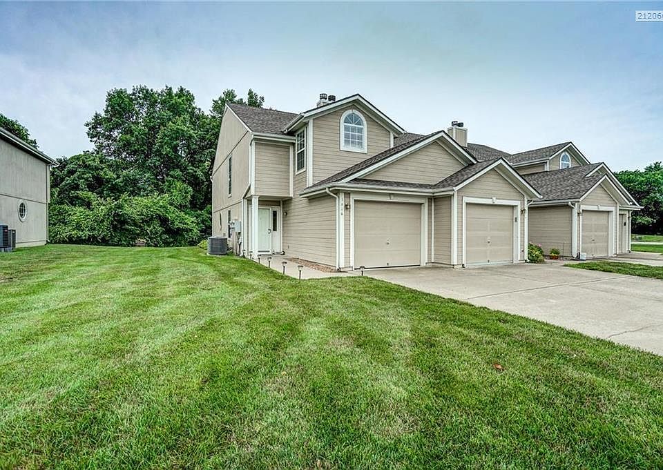 1st image of 5816 NW Plantation Ln #186-A