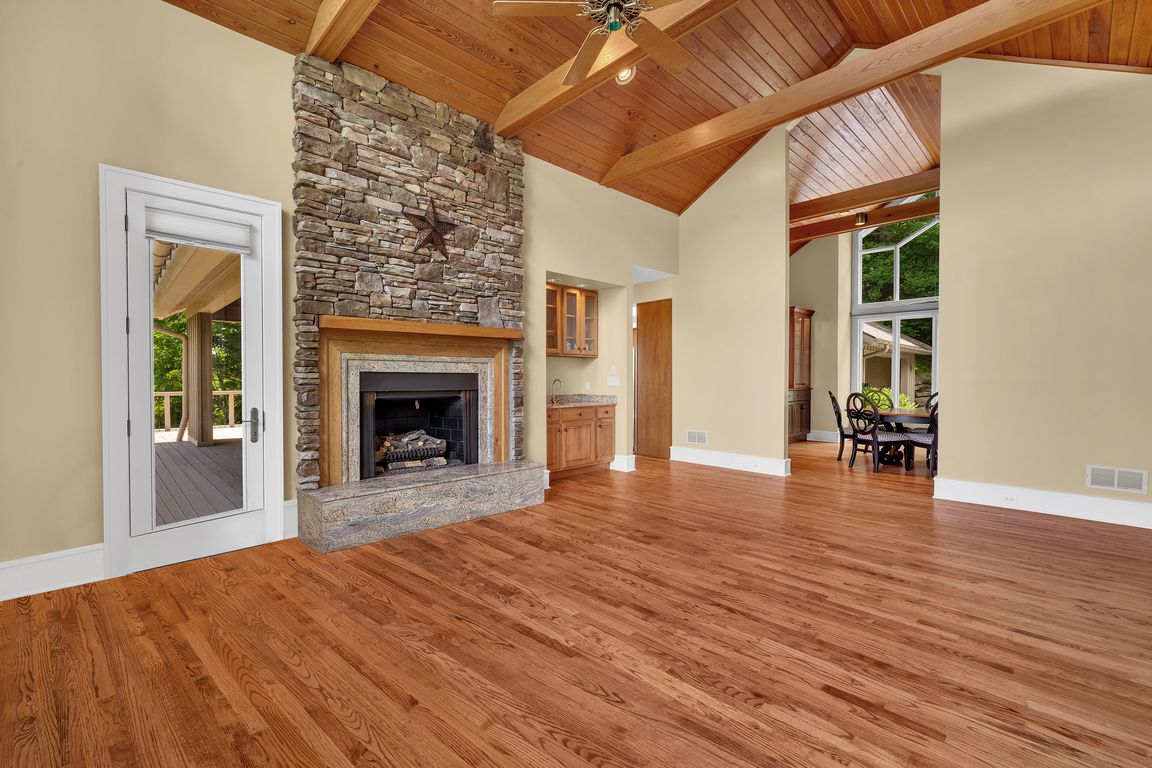 next background image