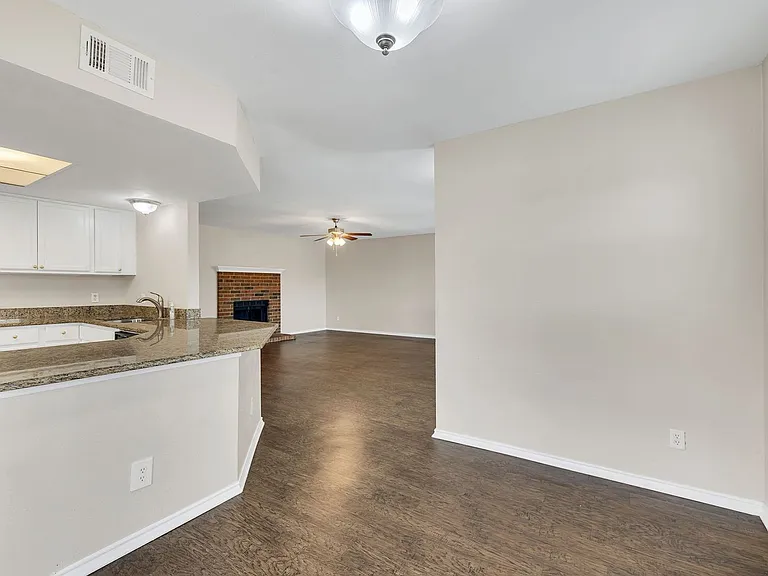 5033 Winder Ct — Photo 12