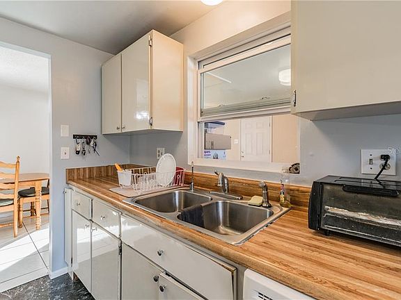4th image of 8408 Willow Forest Ct