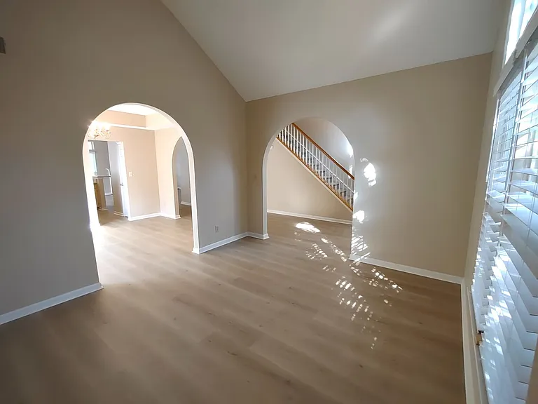 1111 Land Grant Rd — Photo 11