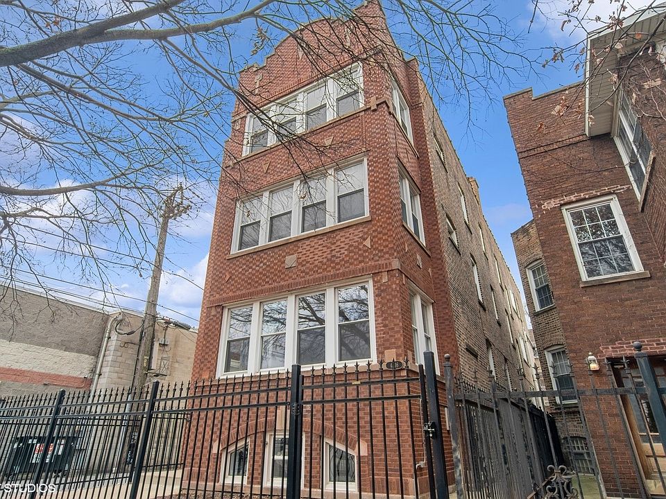 1st image of 4414 N Albany Ave #1E