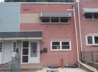 2024 Valley View Dr, Folcroft, PA 19032