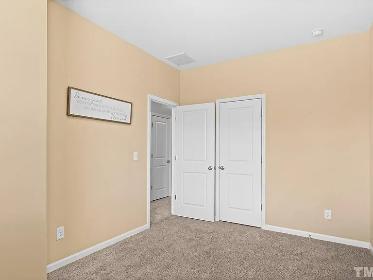 2438 Baslow Dr — Photo 5