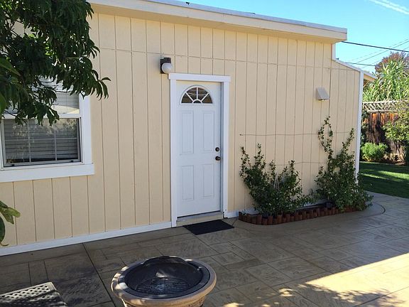 2nd image of 1052 Sylvan Dr