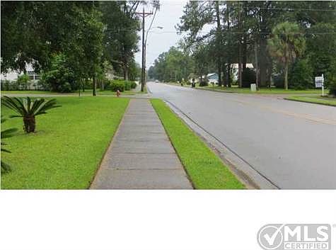 2nd image of 430 S 2nd St