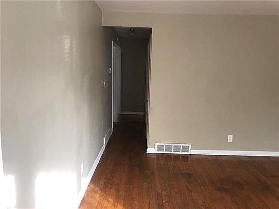 4th image of 5905 Jackson Ave