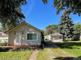 4460 Mayfair St, Dearborn Heights, MI