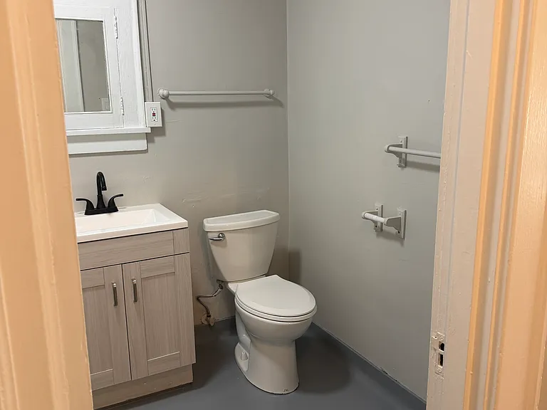 809 S I St #203 — Photo 7