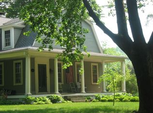 252 Middlesex Ave, Chester, CT 06412