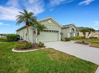 210 Londonderry Dr, Sarasota, FL 34240