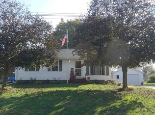 420 Elk St, Cambridge, IL 61238